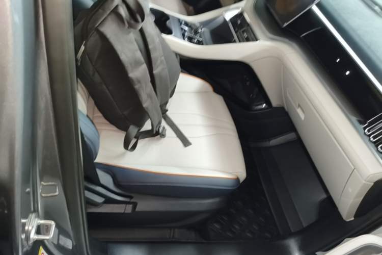 Used BYD Song PLUS New Energy 2023 Champion Edition DM-i 110KM Flagship Model Right Front Seat
