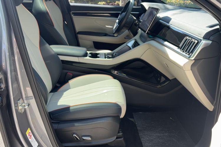 Used BYD Song PLUS New Energy 2023 Champion Edition DM-i 110KM Flagship PLUS Right Front Seat