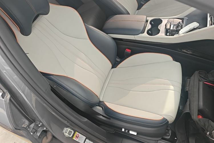 Used BYD Song PLUS New Energy 2023 Champion Edition EV 520KM Prestige Model Right Front Seat