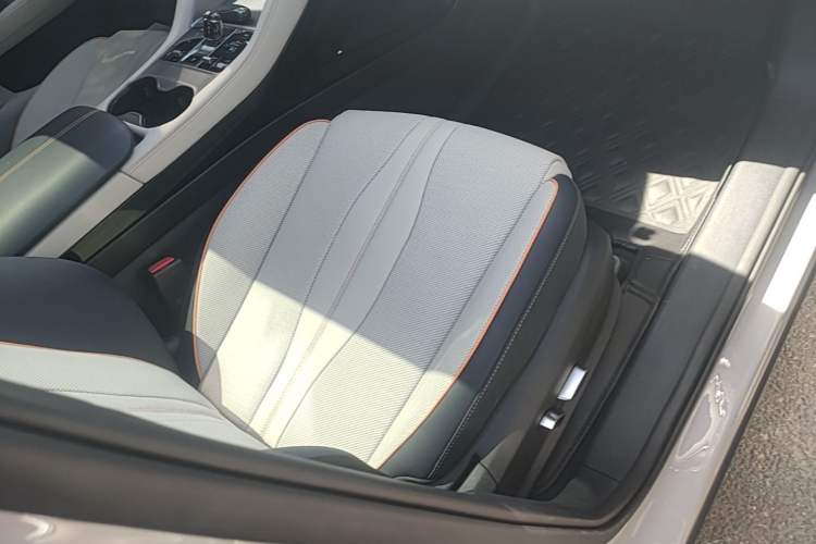 Used BYD Song PLUS New Energy 2023 Champion Edition DM-i 110KM Flagship PLUS Right Front Seat