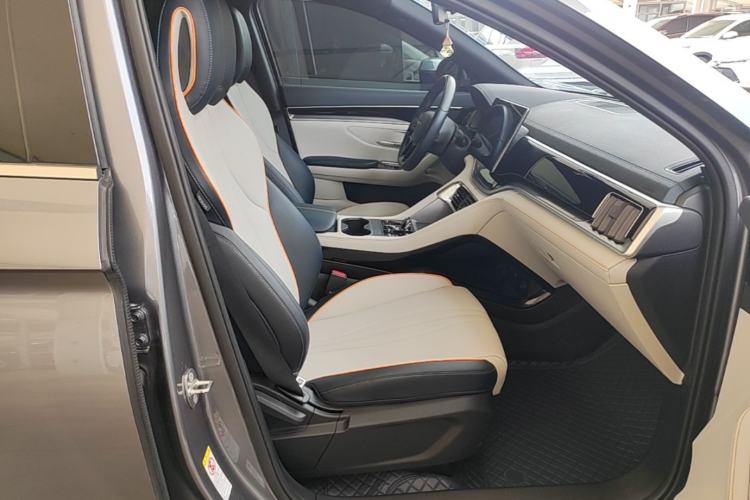 Used BYD Song PLUS New Energy 2023 Champion Edition DM-i 110KM Flagship Model Right Front Seat