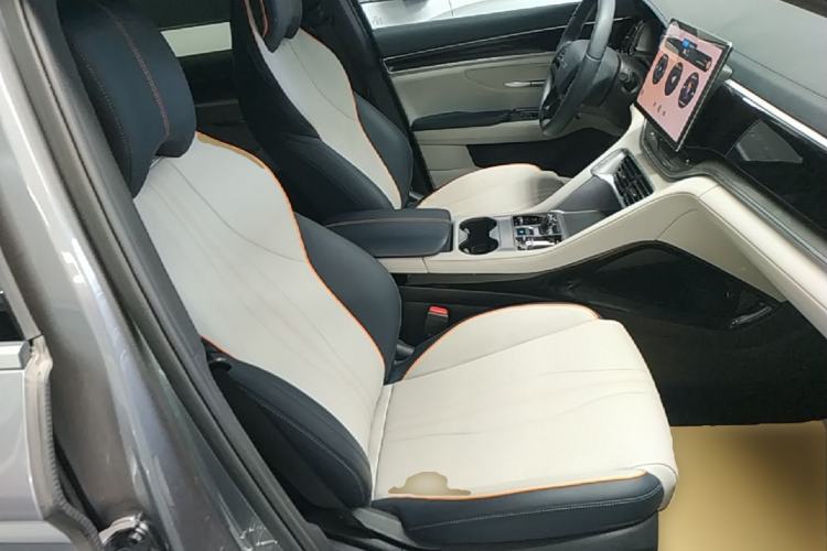 Used BYD Song PLUS New Energy 2023 Champion Edition DM-i 110KM Flagship Model Right Front Seat