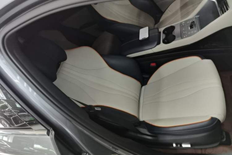 Used BYD Song PLUS New Energy 2023 Champion Edition DM-i 110KM Flagship PLUS Right Front Seat
