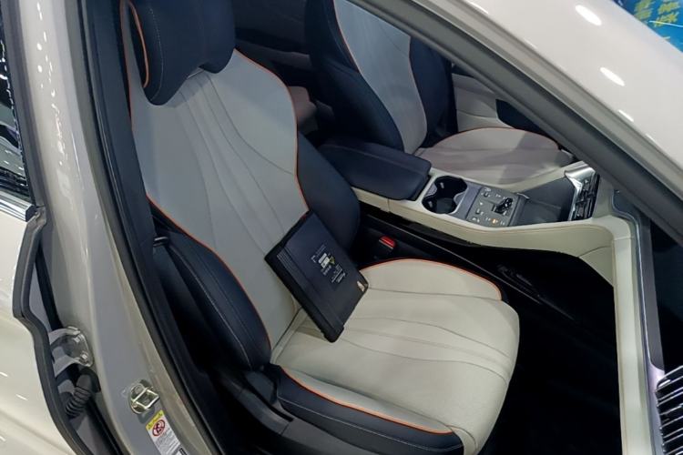 Used BYD Song PLUS New Energy 2023 Champion Edition DM-i 110KM Flagship PLUS Right Front Seat