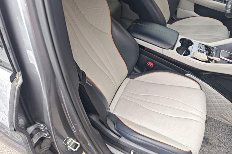 Used BYD Song PLUS New Energy 2023 Champion Edition DM-i 150KM Flagship PLUS Right Front Seat