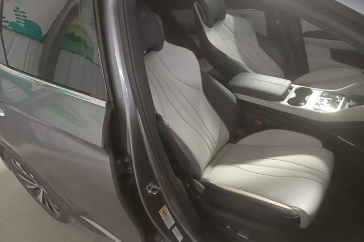 Used BYD Song PLUS New Energy 2023 Champion Edition EV 520KM Prestige Model Right Front Seat