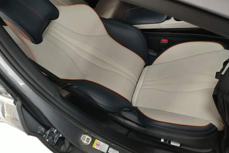 Used BYD Song PLUS New Energy 2023 Champion Edition DM-i 110KM Flagship PLUS Right Front Seat