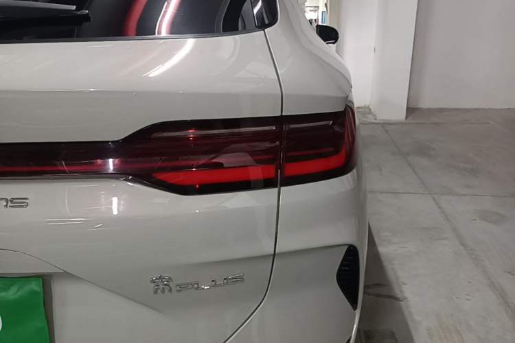 Used BYD Song PLUS New Energy 2023 Champion Edition DM-i 110KM Flagship PLUS Right Rear Taillight