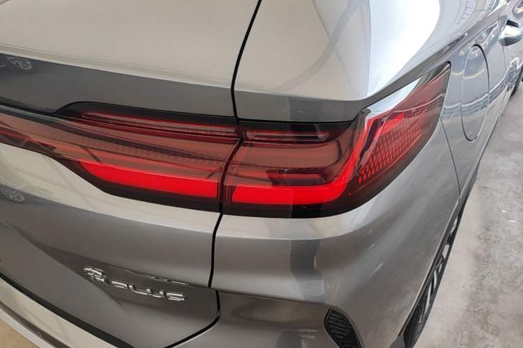 Used BYD Song PLUS New Energy 2023 Champion Edition DM-i 110KM Flagship Model Right Rear Taillight