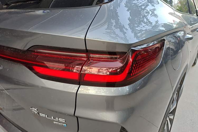 Used BYD Song PLUS New Energy 2023 Champion Edition DM-i 110KM Flagship PLUS Right Rear Taillight