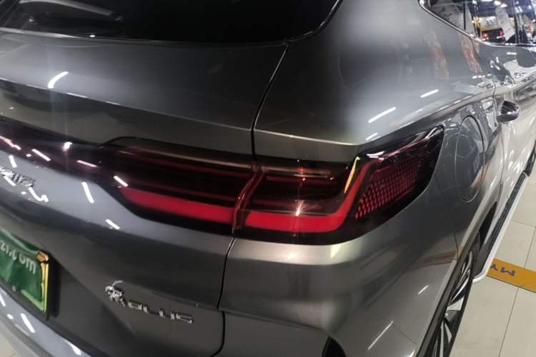 Used BYD Song PLUS New Energy 2023 Champion Edition DM-i 110KM Flagship PLUS Right Rear Taillight