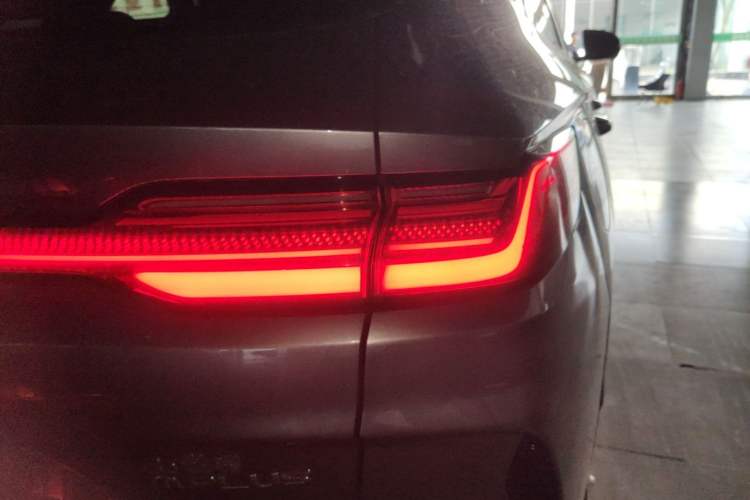 Used BYD Song PLUS New Energy 2023 Champion Edition DM-i 110KM Flagship Model Right Rear Taillight