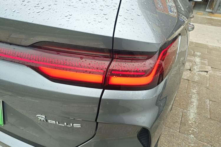 Used BYD Song PLUS New Energy 2023 Champion Edition DM-i 150KM Flagship PLUS Right Rear Taillight