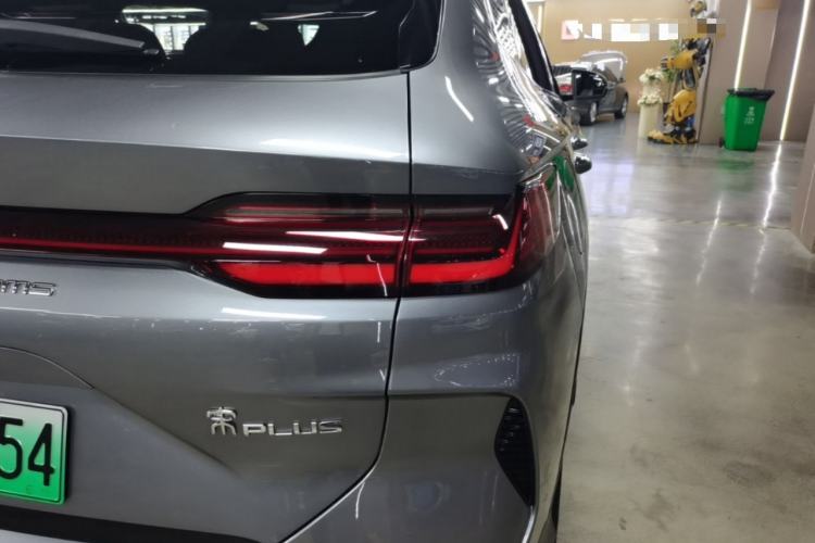 Used BYD Song PLUS New Energy 2023 Champion Edition DM-i 110KM Flagship Model Right Rear Taillight