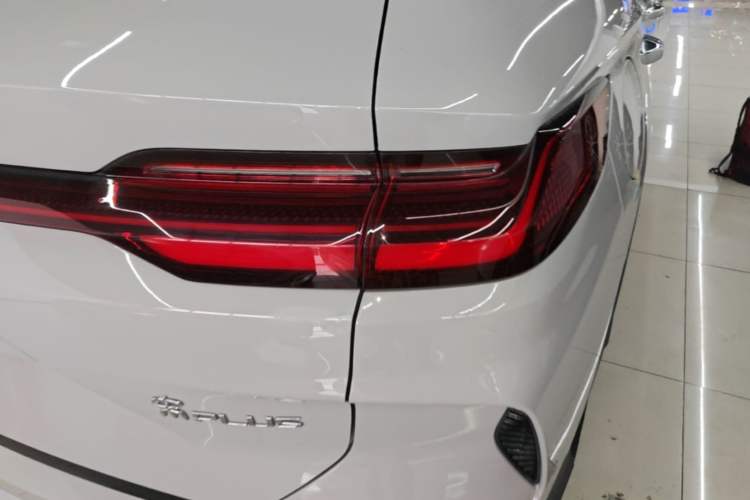 Used BYD Song PLUS New Energy 2023 Champion Edition DM-i 150KM Flagship PLUS Right Rear Taillight