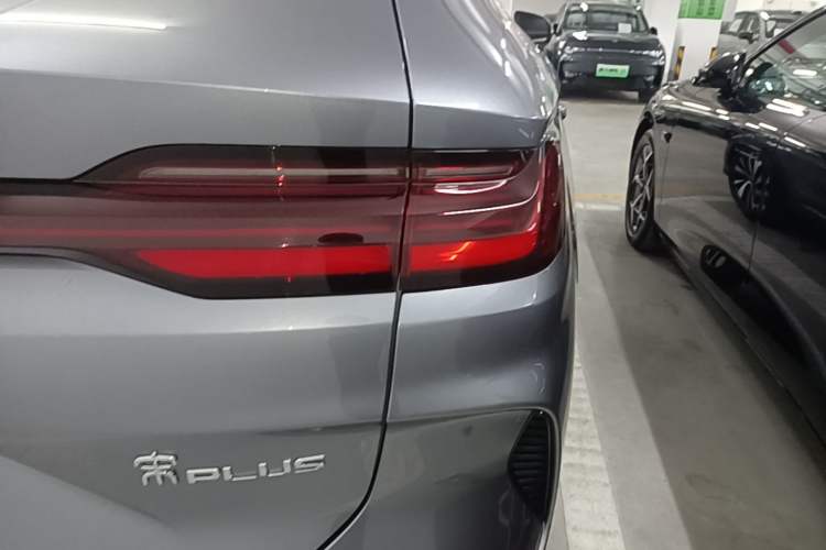 Used BYD Song PLUS New Energy 2023 Champion Edition DM-i 150KM Flagship PLUS Right Rear Taillight