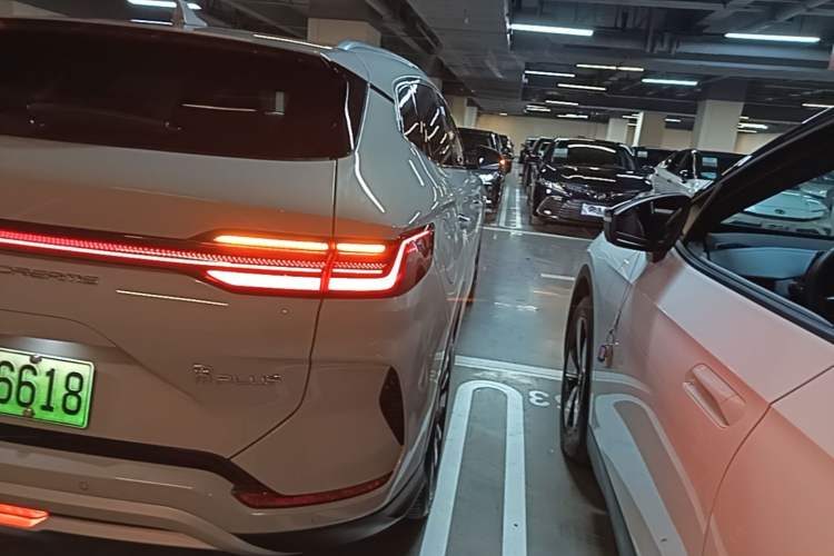 Used BYD Song PLUS New Energy 2023 Champion Edition DM-i 110KM Flagship Model Right Rear Taillight