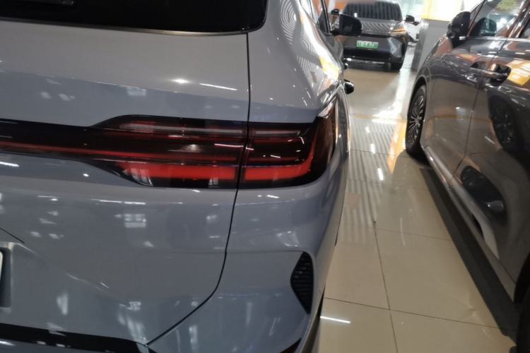 Used BYD Song PLUS New Energy 2023 Champion Edition DM-i 110KM Flagship Model Right Rear Taillight