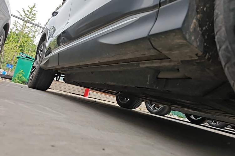 Used BYD Song PLUS New Energy 2023 Champion Edition EV 520KM Prestige Model Right Side Sill