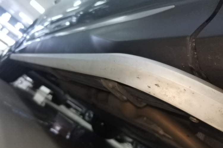 Used BYD Song PLUS New Energy 2023 Champion Edition DM-i 110KM Flagship Model Right Side Sill