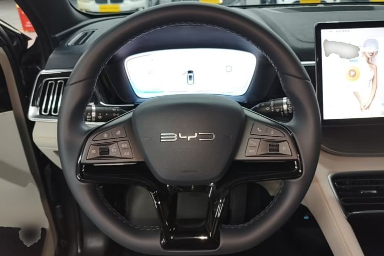 Used BYD Song PLUS New Energy 2023 Champion Edition DM-i 110KM Flagship Model Steering Wheel