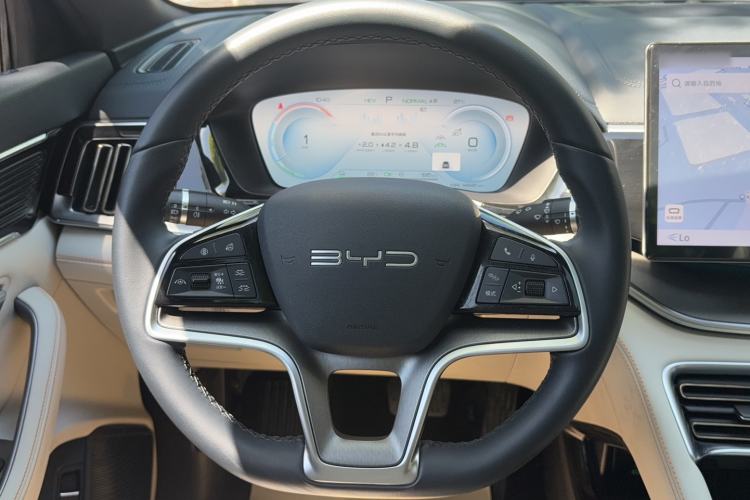 Used BYD Song PLUS New Energy 2023 Champion Edition DM-i 110KM Flagship PLUS Steering Wheel