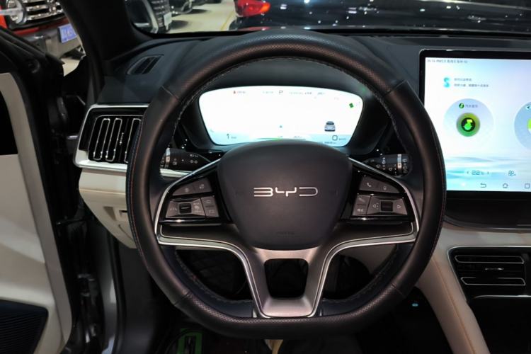 Used BYD Song PLUS New Energy 2023 Champion Edition EV 605KM Flagship PLUS Steering Wheel