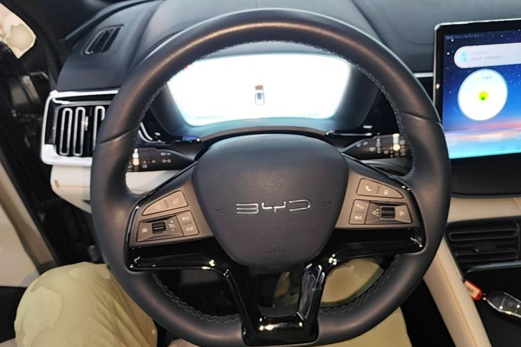 Used BYD Song PLUS New Energy 2023 Champion Edition DM-i 110KM Flagship Model Steering Wheel