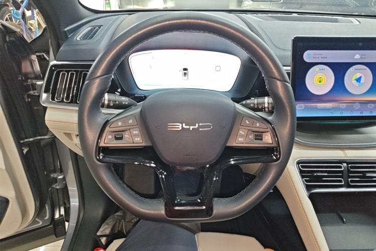 Used BYD Song PLUS New Energy 2023 Champion Edition DM-i 110KM Flagship Model Steering Wheel