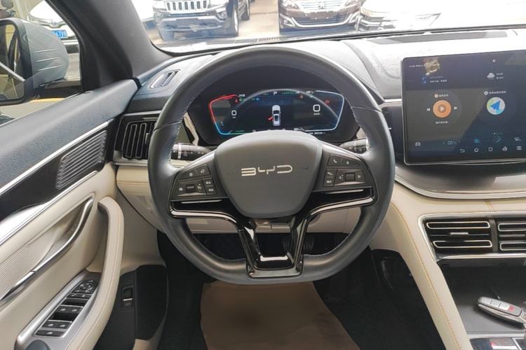 Used BYD Song PLUS New Energy 2023 Champion Edition DM-i 110KM Flagship Model Steering Wheel