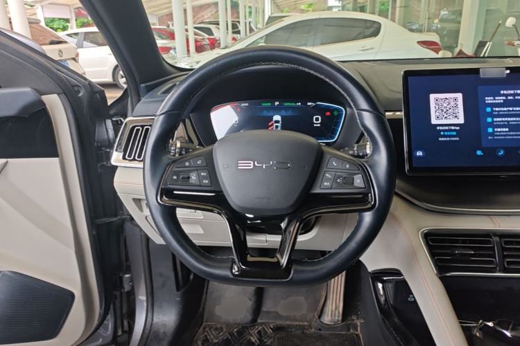 Used BYD Song PLUS New Energy 2023 Champion Edition EV 520KM Prestige Model Steering Wheel