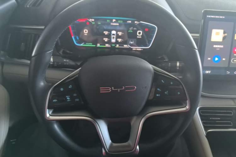 Used BYD Song PLUS New Energy 2023 Champion Edition DM-i 110KM Flagship PLUS Steering Wheel