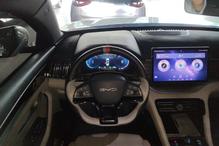 Used BYD Song PLUS New Energy 2023 Champion Edition DM-i 110KM Flagship Model Steering Wheel