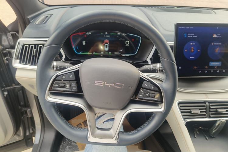 Used BYD Song PLUS New Energy 2023 Champion Edition DM-i 110KM Flagship PLUS Steering Wheel