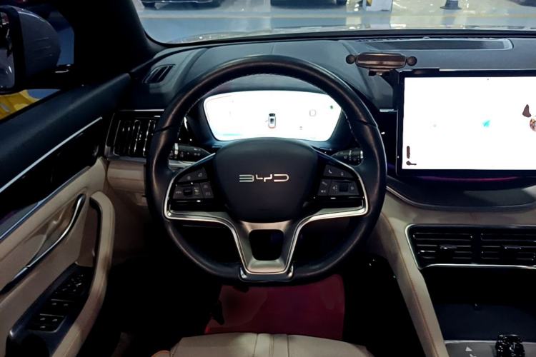 Used BYD Song PLUS New Energy 2023 Champion Edition DM-i 110KM Flagship PLUS Steering Wheel