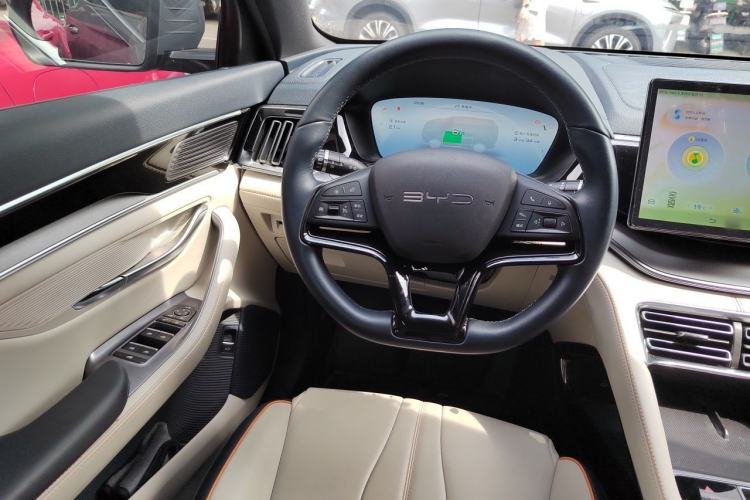 Used BYD Song PLUS New Energy 2023 Champion Edition DM-i 110KM Flagship Model Steering Wheel