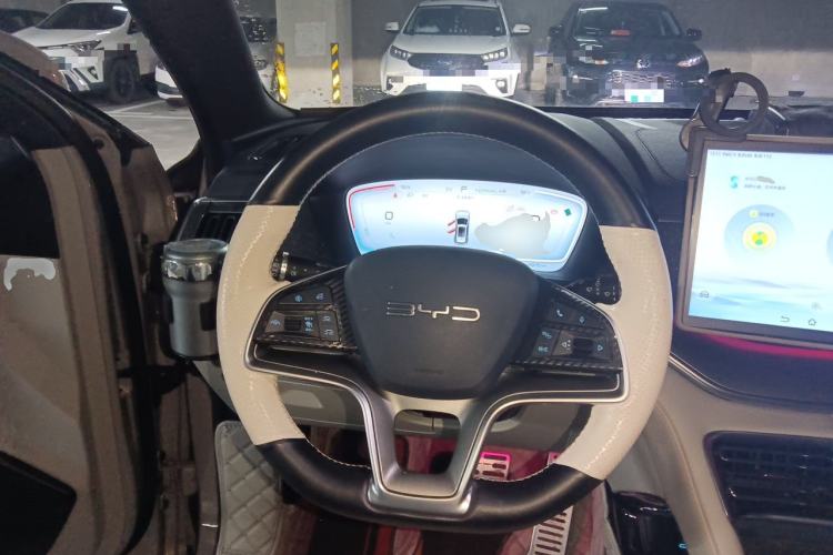 Used BYD Song PLUS New Energy 2023 Champion Edition DM-i 150KM Flagship PLUS Steering Wheel