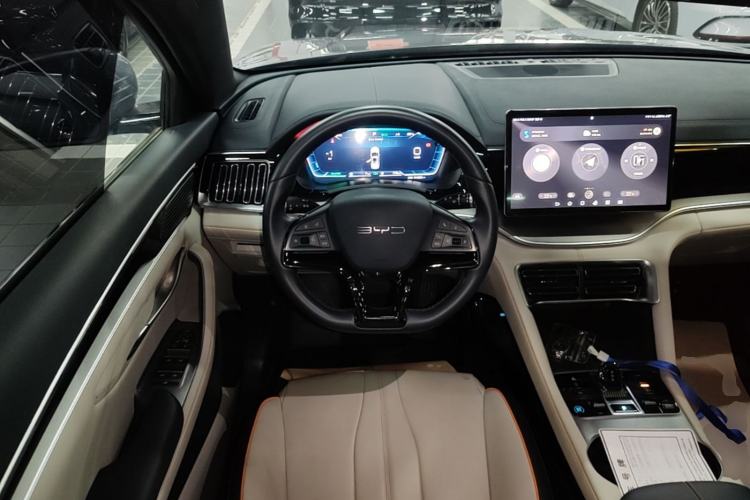 Used BYD Song PLUS New Energy 2023 Champion Edition DM-i 110KM Flagship Model Steering Wheel