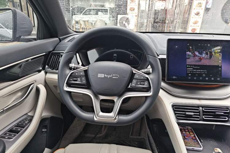 Used BYD Song PLUS New Energy 2023 Champion Edition DM-i 150KM Flagship PLUS Steering Wheel