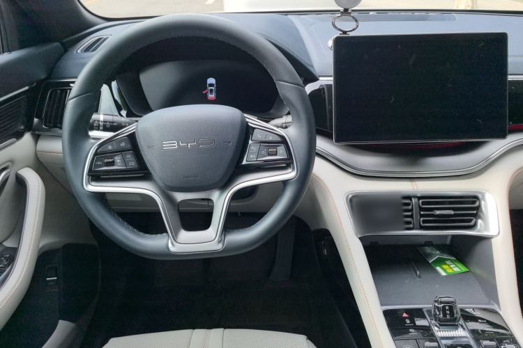 Used BYD Song PLUS New Energy 2023 Champion Edition DM-i 110KM Flagship PLUS Steering Wheel