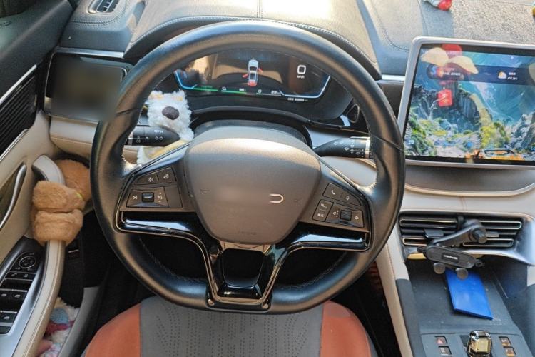 Used BYD Song PLUS New Energy 2023 Champion Edition DM-i 110KM Flagship Model Steering Wheel
