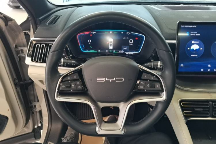 Used BYD Song PLUS New Energy 2023 Champion Edition DM-i 150KM Flagship PLUS Steering Wheel