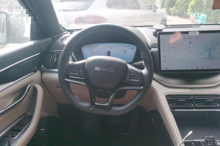 Used BYD Song PLUS New Energy 2023 Champion Edition DM-i 110KM Flagship Model Steering Wheel