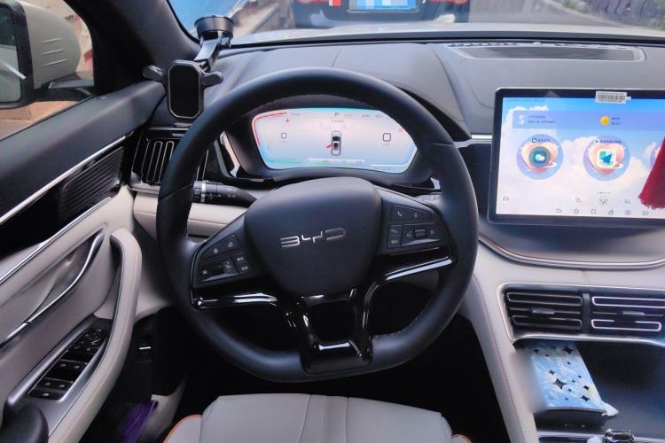 Used BYD Song PLUS New Energy 2023 Champion Edition DM-i 110KM Flagship Model Steering Wheel