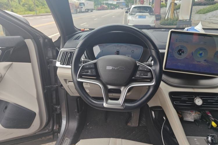 Used BYD Song PLUS New Energy 2023 Champion Edition DM-i 150KM Flagship PLUS Steering Wheel