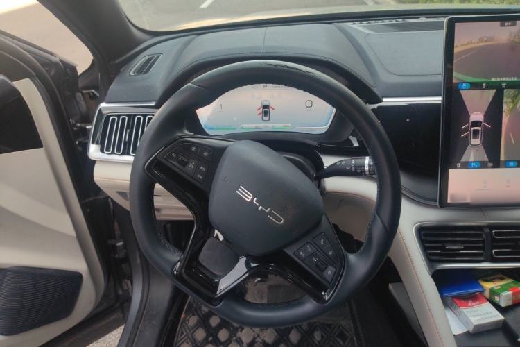 Used BYD Song PLUS New Energy 2023 Champion Edition DM-i 110KM Flagship Model Steering Wheel