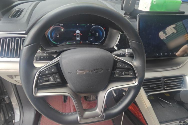 Used BYD Song PLUS New Energy 2023 Champion Edition DM-i 110KM Flagship PLUS Steering Wheel
