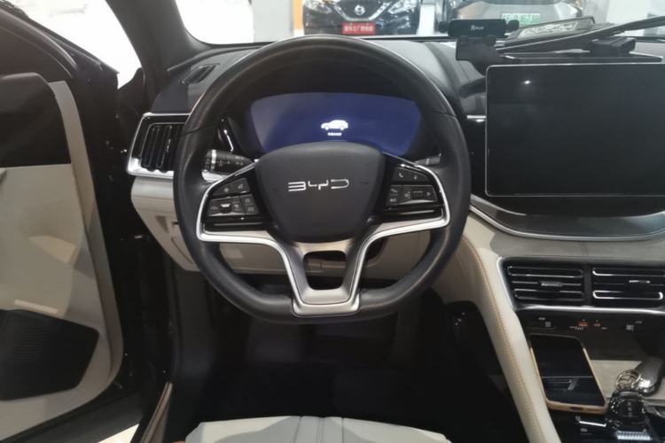 Used BYD Song PLUS New Energy 2023 Champion Edition DM-i 110KM Flagship Model Steering Wheel
