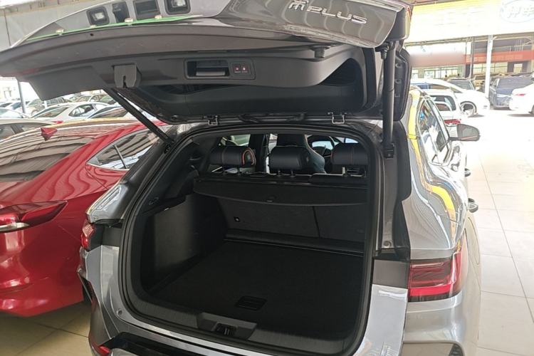 Used BYD Song PLUS New Energy 2023 Champion Edition DM-i 110KM Flagship PLUS Trunk