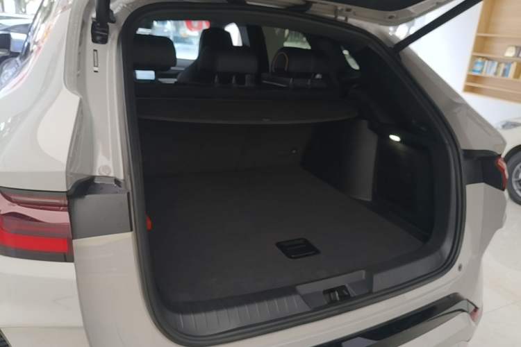 Used BYD Song PLUS New Energy 2023 Champion Edition EV 605KM Flagship PLUS Trunk